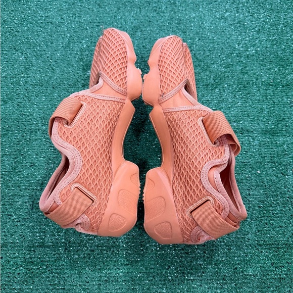 Nike Air Rift Healing Orange Women's Sz 12 Sneaker HM8288-800 RARE B grade - Picture 5 of 8